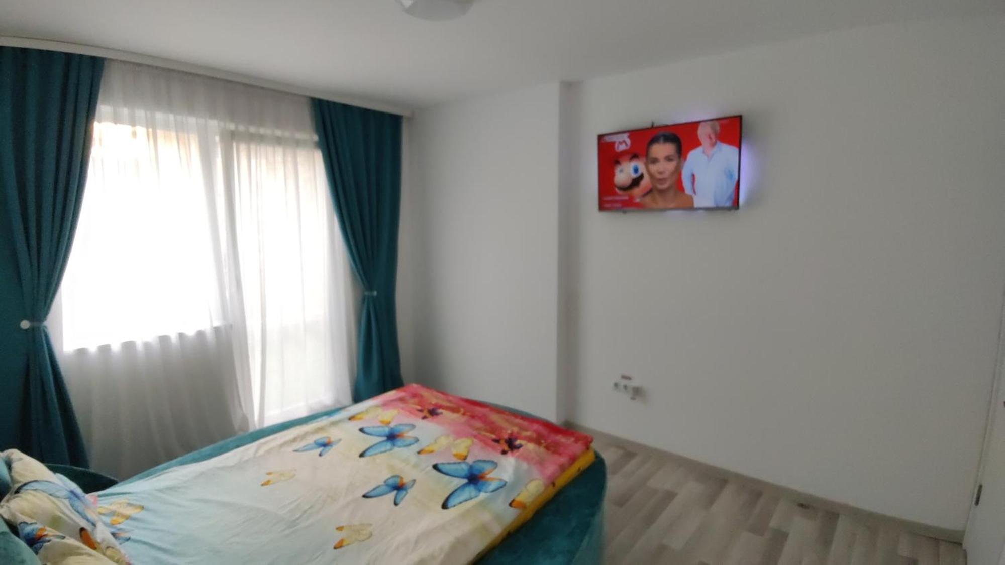 Апартаменты Apartament Cu Terasa Atelierul De Pizza Флорешты Экстерьер фото